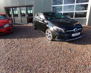 Mercedes-Benz Mercedes-Benz A 180 BlueEfficiency Autom.+Leder+Na Gebrauchtwagen