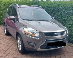 Ford Ford Kuga 2,0 TDCi 4x4 120kW Titanium PowerShift . Gebrauchtwagen