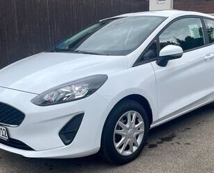 Ford Ford Fiesta 1,1 Cool & Connect Gebrauchtwagen