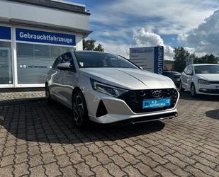 Hyundai Hyundai i20 Intro Edition Mild-Hybrid Bose Sound/K Gebrauchtwagen