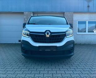 Renault Renault Trafic Kasten L1H1 2,7t Klima/AHK/Navi Gebrauchtwagen