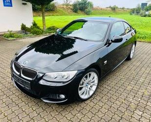 BMW BMW 330d Coupe xDrive*M-PAKET*AUTOM*NAVI*LEDER*XEN Gebrauchtwagen