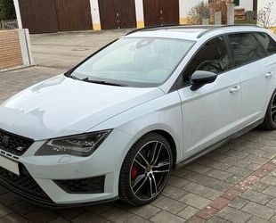 Seat Seat Leon 2.0 TSI ST CUPRA 360PS DSG Remus Oris AH Gebrauchtwagen