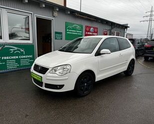 VW Volkswagen Polo 1.2 44kW Sportline*KLIMA*PDC*SZHZ* Gebrauchtwagen