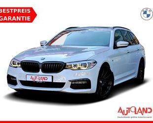 BMW BMW 520iA Touring M Sport LED Navi Panorama Kamera Gebrauchtwagen