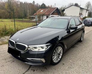 BMW BMW 530 d xDrive Luxury Line *HUD*Panorama*Kamera* Gebrauchtwagen