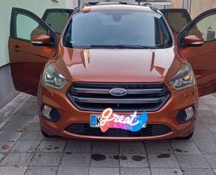 Ford Ford Kuga 2,0 TDCi 4x4 132kW ST-Line PowerShift S. Gebrauchtwagen