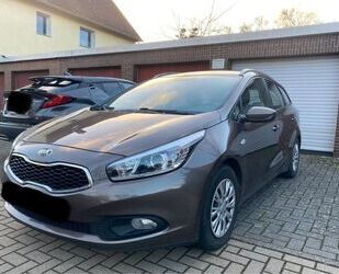 Kia Kia ceed / Ceed 1.4 CVVT Kombi AHK Gebrauchtwagen