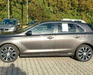 Hyundai Hyundai i30 1.4 T-GDI Premium DCT Premium Gebrauchtwagen