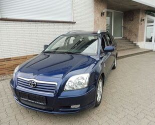 Toyota Toyota Avensis Kombi 2.0 D-4D Sol Gebrauchtwagen