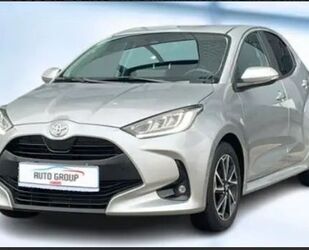 Toyota Toyota Yaris 1.5l Comfort Style Tech*Kamera,LED,Au Gebrauchtwagen