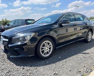 Mercedes-Benz Mercedes-Benz CLA 180 Shooting Brake*TEILLDER*KLIM Gebrauchtwagen