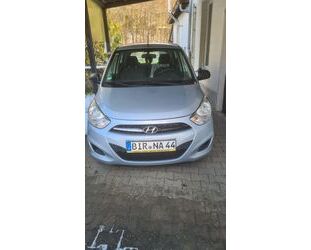 Hyundai Hyundai i10 1.1 Classic Classic 2. Hand privat Gebrauchtwagen