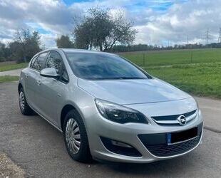 Opel Opel Astra J Lim. 5-trg. Edition Gebrauchtwagen