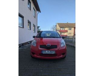 Toyota Toyota Yaris 1,3-l-VVT-i Cool Gebrauchtwagen