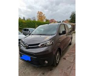 Toyota Toyota Proace (Verso) 2,0-l-D-4D 110kW L1 Executiv Gebrauchtwagen