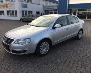 VW Volkswagen Passat Limo 2,0 FSI Sportline°Langstrec Gebrauchtwagen