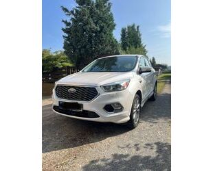 Ford Ford Kuga 1,5 EcoBoost 4x4 134kW Vignale AT / AHK Gebrauchtwagen