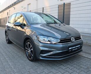 VW Volkswagen Golf Sportsvan DSG ACC NAVI PANO RFK DY Gebrauchtwagen