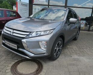 Mitsubishi Mitsubishi Eclipse Cross 1,5 Diamant Ed. mit AHK a Gebrauchtwagen