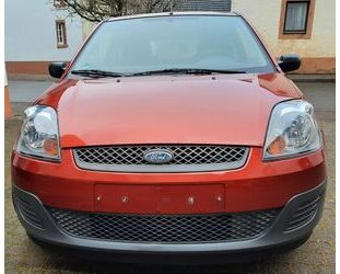 Ford Ford Fiesta 1,3 44 kW Ambiente Ambiente Gebrauchtwagen