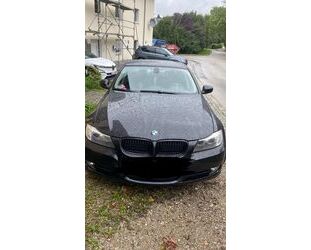 BMW BMW 320i - Gebrauchtwagen