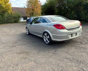 Opel Opel Astra 1.8 Cosmo Cosmo Gebrauchtwagen