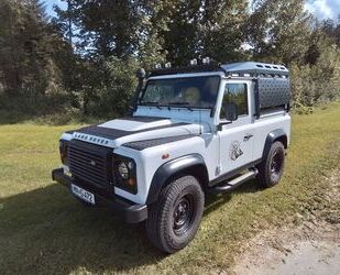 Land Rover Land Rover Defender 90 TD4 Station Wagon Gebrauchtwagen