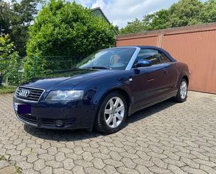 Audi Audi A4 2.4 multitronic Cabriolet Gebrauchtwagen