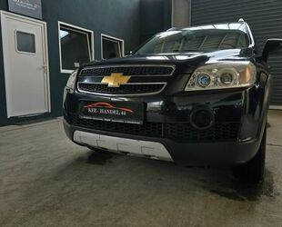 Chevrolet Chevrolet CAPTIVA 2.4 LS 2WD-ALU-AHK-NAVI-GASANLAG Gebrauchtwagen