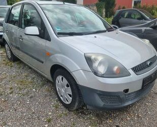 Ford Ford Fiesta 1.4 16V Gebrauchtwagen