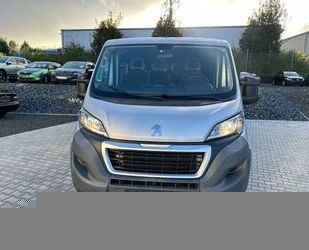 Peugeot Peugeot Boxer Kombi 333 L1H1 Active Blue-HDi 110 9 Gebrauchtwagen