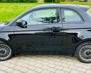 Fiat Fiat 500e Icon Limousine 42 kWh Gebrauchtwagen