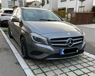 Mercedes-Benz Mercedes-Benz A 180 Automatik, Xenon, LED, Fernlic Gebrauchtwagen