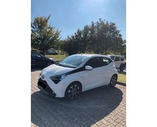 Toyota Toyota Aygo (X) 1,0-l-VVT-i x-clusiv Style Sel. x- Gebrauchtwagen