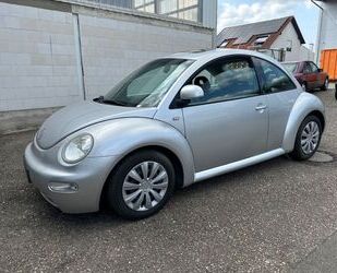 VW Volkswagen New Beetle Lim. 2.0 Schiebedach Gebrauchtwagen