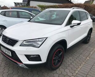 Seat Seat Ateca Xcellence*PanDach*1 Hand*Lane A*AHK*SiH Gebrauchtwagen