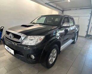 Toyota Toyota Hilux 3.0 Turbodiesel Double Cab Sol 4x4 Gebrauchtwagen