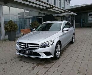 Mercedes-Benz Mercedes-Benz C 220 D T AVANTGARTDE 4MATIC+AHK+LED Gebrauchtwagen