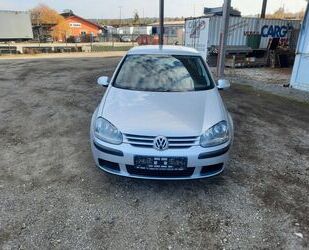 VW Volkswagen Golf 1.6 Trendline Gebrauchtwagen