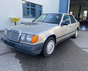 Mercedes-Benz Mercedes-Benz 250 D / W124 / H-Zulassung Gebrauchtwagen