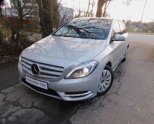 Mercedes-Benz Mercedes-Benz B 200 BlueEFFICIENCY Automatik Navi Gebrauchtwagen