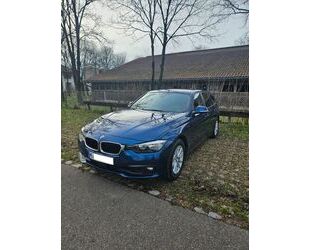 BMW BMW 320i Touring Advantage Advantage/1.Hand /HeadU Gebrauchtwagen