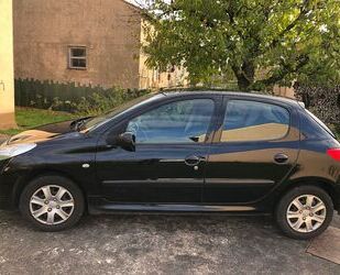 Peugeot Peugeot 206 + TÜV NEU + 8-fach bereift + Klima Gebrauchtwagen