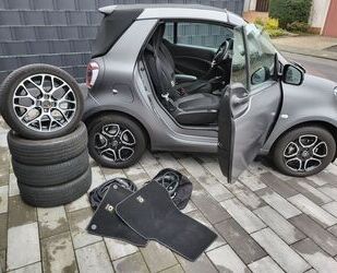 Smart Smart ForTwo Cabrio Pulse grau matt inkl. Batt & G Gebrauchtwagen