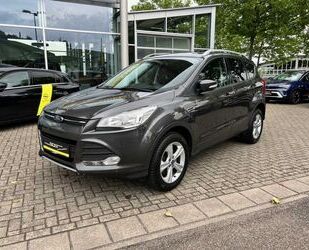 Ford Ford Kuga *Sensoren*Sitzheizung*uvm. Gebrauchtwagen