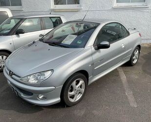 Peugeot Peugeot 206 CC Quiksilver 110,Klimaaut.,BC,LM! Gebrauchtwagen