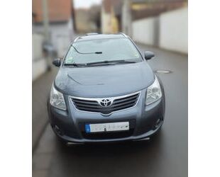 Toyota Toyota Avensis Combi Executive 2.0 Valvem. Multidr Gebrauchtwagen