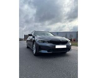 BMW BMW 320d Touring Automatik Gebrauchtwagen