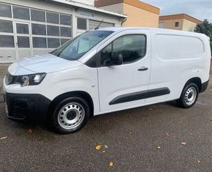 Peugeot Peugeot Partner Premium L2 Navi 26tkm PDC 3 Sitze Gebrauchtwagen